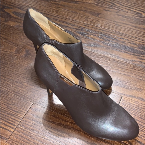 Leather Coach booties - Picture 1 of 7